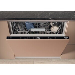 Lave-vaisselle encastrable HotpointH7IHT59L – Image 4